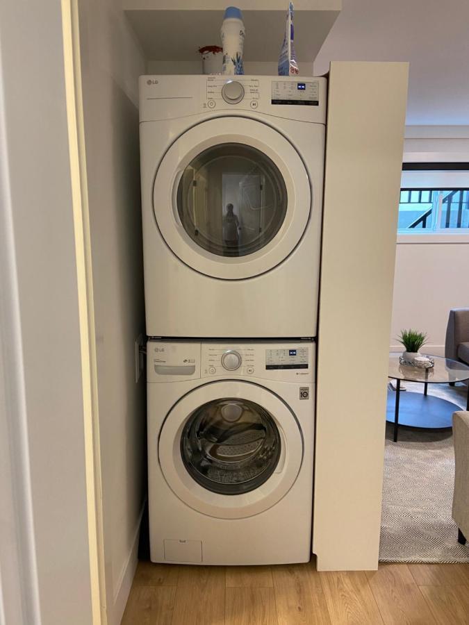 Wecare Guest Suite 本那比 外观 照片